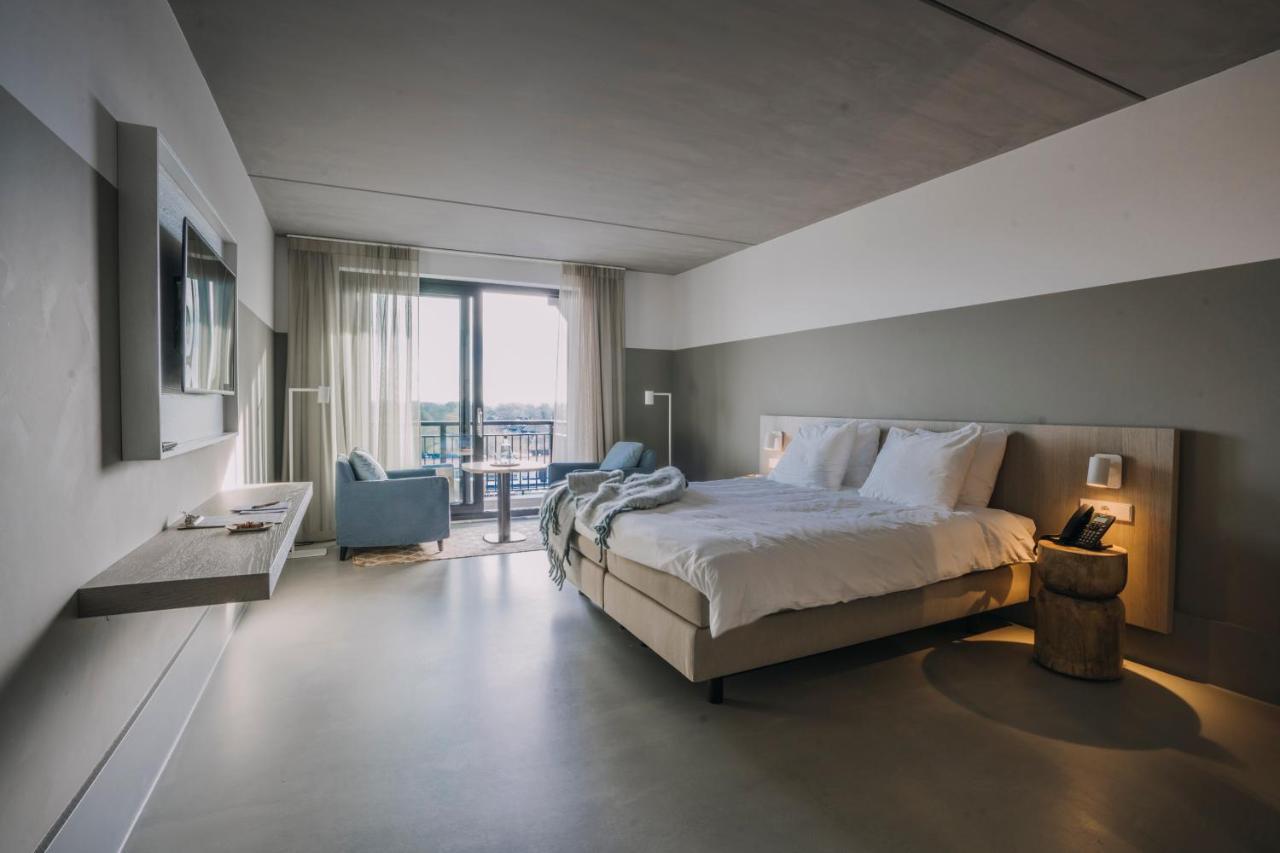 Strandhotel كادزاند المظهر الخارجي الصورة